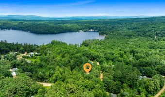 70 Meredith Ln, Barnstead, NH 03225