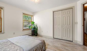 5 Ben Farnsworth Rd, Brookline, NH 03033