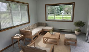 5695 Wilshire Dr, Madison, WI 53711