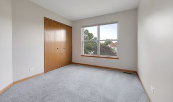 461 Winding Canyon Way, Algonquin, IL 60102