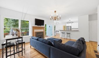 80 Skytop Rd, Andover, NJ 07860