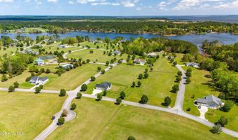 193 Southern Way, Arapahoe, NC 28510