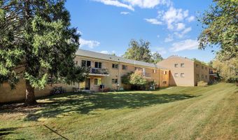 10661 MONTROSE Ave 202, Bethesda, MD 20814