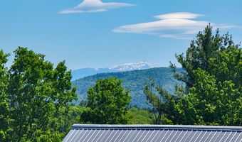 310 Sky View Ln, Barnet, VT 05821