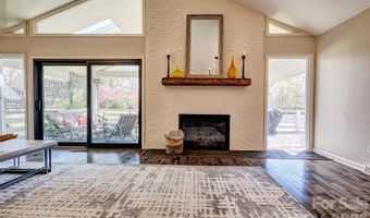 27 Apple Orchard Ln, Lake Wylie, SC 29710