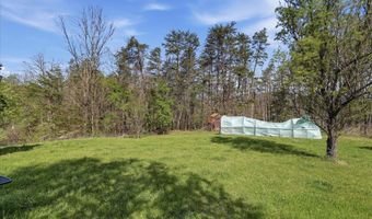 1264 TEARCOAT Rd, Augusta, WV 26704