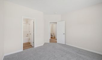 3690 Hayden Valley Dr, Bargersville, IN 46106