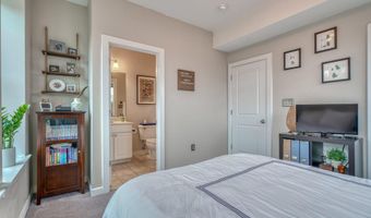 32 S REGESTER St, Baltimore, MD 21231