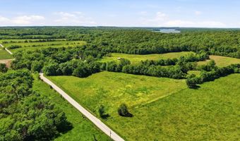 243 E 508th Rd, Aldrich, MO 65601
