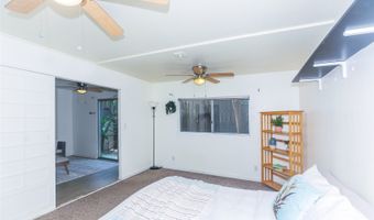 1423 Emerson St 105, Honolulu, HI 96813