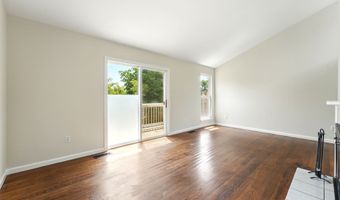 27 Pheasant Run 27, Cromwell, CT 06416