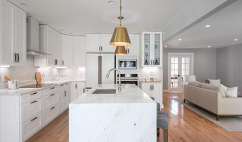 4122 FERRY LANDING Rd, Alexandria, VA 22309