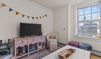 233 Pearl St, Burlington, VT 05401