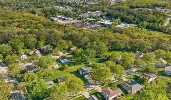 650 BUTTERFIELD Dr, Algonquin, IL 60102