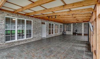 121 Poplar Ridge Dr, Brandon, MS 39047