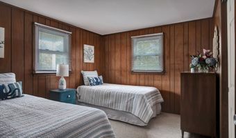 2006 CENTRAL Ave, Barnegat Light, NJ 08006