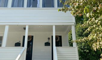 53 Thompson St, Amesbury, MA 01913