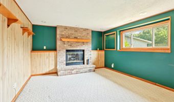 750 Engelhart Dr, Madison, WI 53713