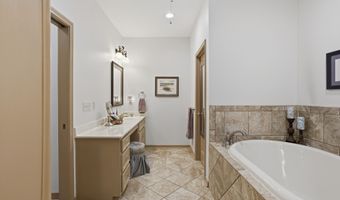 102 Michael Cv, Brandon, MS 39047