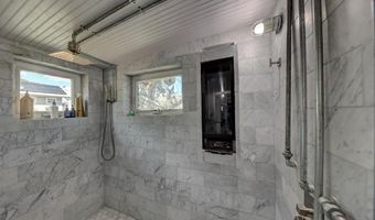 59 Wagon Rd, Alpine, TX 79830