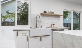 5166 Via Portola, Oceanside, CA 92057