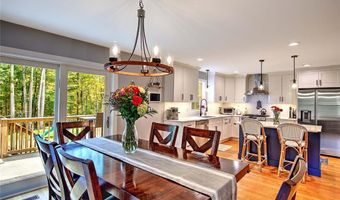 296 Twin Brook Ln, Coventry, RI 02816