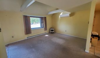 32 Cortland Cir, Bangor, ME 04401