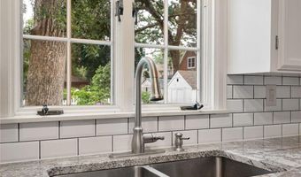 1008 8th Ave NW, Austin, MN 55912