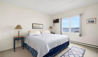 306 America, Newport, RI 02840