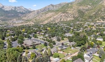 1048 E Vlg, Alpine, UT 84004