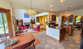 155 Hillwinds North Rd, Brattleboro, VT 05301