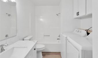 11722 Oak St, Apple Valley, CA 92308