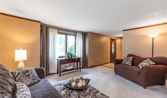 315 Randwood Dr, Amherst, NY 14221