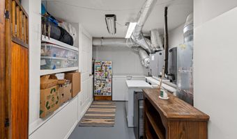 2140 N Valley View Rd, Ashland, OR 97520
