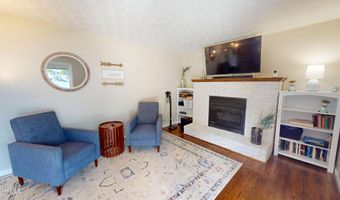 359 Reiling Ln, Altoona, PA 16601