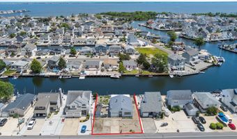 397 Bayview Ave, Bayville, NJ 08721