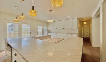 31 Carleton St, Attleboro, MA 02703