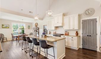 4512 Greyfriars Ln, Acworth, GA 30101