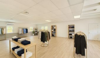 20 Pendleton Dr, Hebron, CT 06248