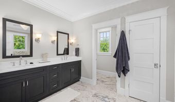3403 JOHN MARSHALL Dr, Arlington, VA 22207