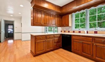 805 LEWIS Ln, Ambler, PA 19002