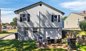 44 Cliff Ave, Cranston, RI 02920