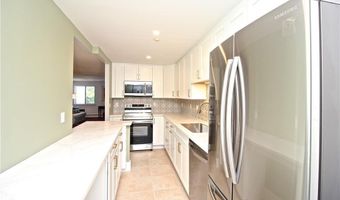 66 Girard Ave 312, Newport, RI 02840