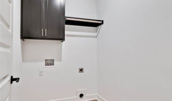 24 Kirkcudbright Ln, Bella Vista, AR 72715