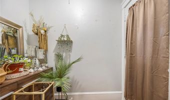 36 Blackamore Ave, Cranston, RI 02910