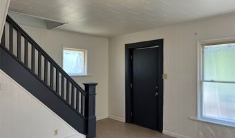 1392 Hart St, Akron, OH 44306