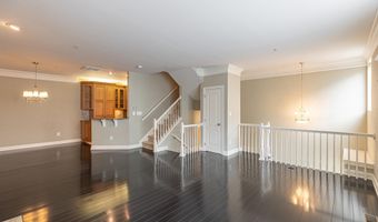 5067 DONOVAN Dr, Alexandria, VA 22304