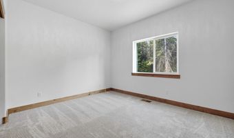 12664 E Howard Rd, Athol, ID 83801
