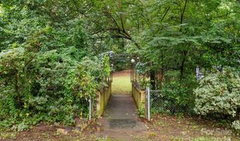 4132 Greenhaven Ln, Charlotte, NC 28205