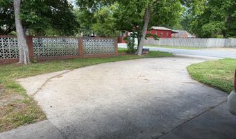 219 Fourth St, Ayden, NC 28513
